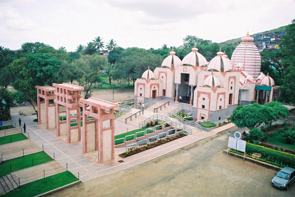 UNIVERSAL TEMPLE